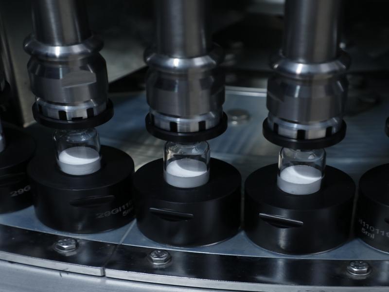 Automatic visual inspection machine for ampoules, vials, cartridges and syringes AV-E