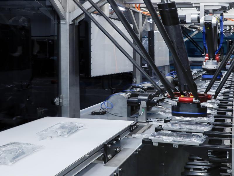 Rotary inspection machines for flexible IV bags for the pharmaceutical industry